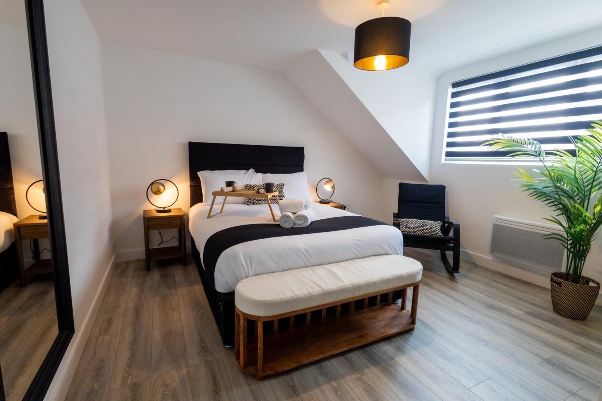 דירות ווטפורד Contemporary 3Br Flat In Watford מראה חיצוני תמונה