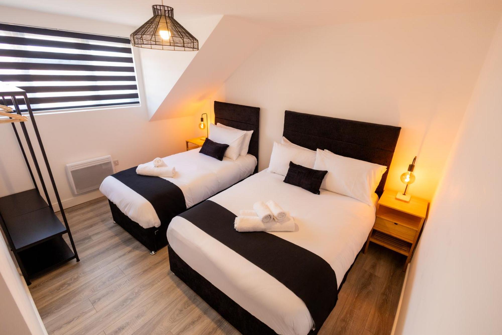 דירות ווטפורד Contemporary 3Br Flat In Watford מראה חיצוני תמונה